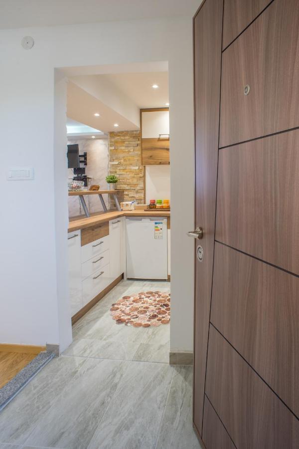 Lux Centre Apartment ชาเบลียค ภายนอก รูปภาพ