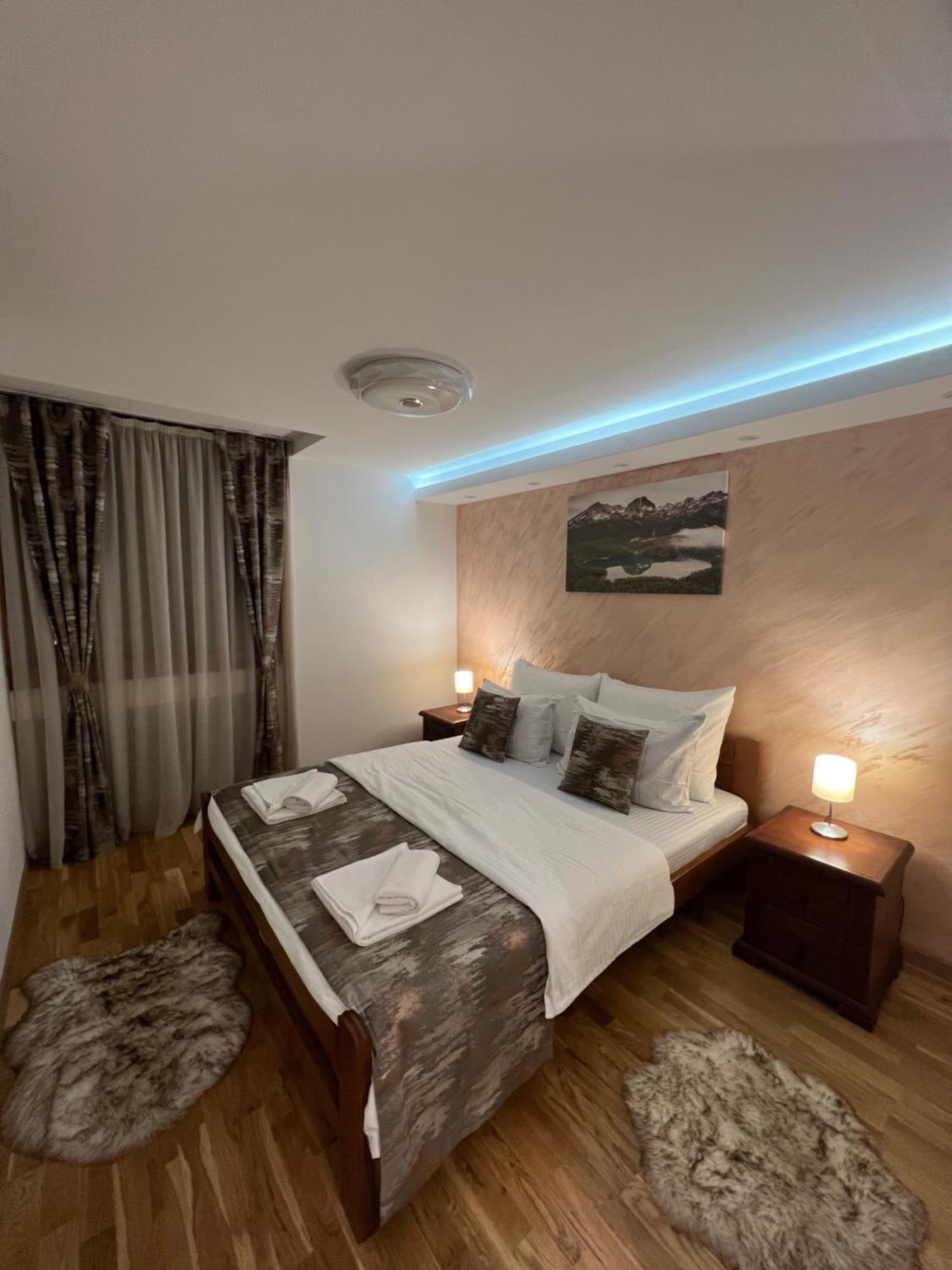 Lux Centre Apartment ชาเบลียค ภายนอก รูปภาพ