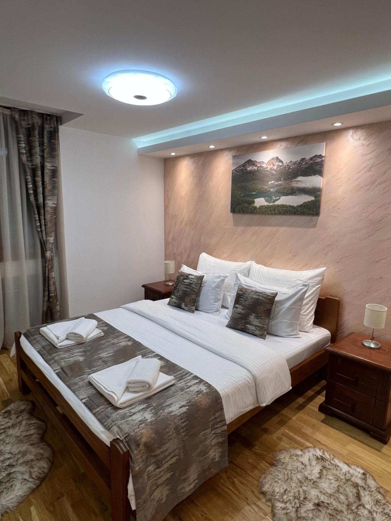 Lux Centre Apartment ชาเบลียค ภายนอก รูปภาพ